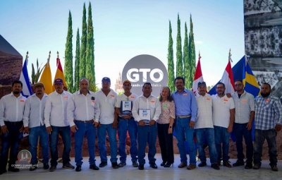 Ocampo : Certifican a trabajadores del SAPAO
