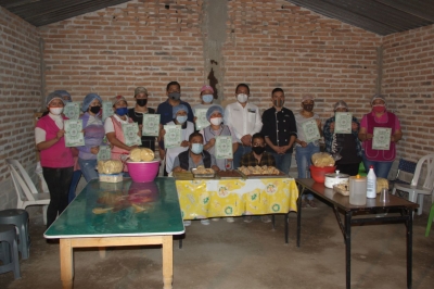 CONCLUYE CURSO DE REPOSTERÍA BÁSICO