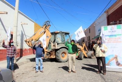 San Felipe Inician trabajos de pavimentación de la calle Álvaro Obregón, en su primera etapa