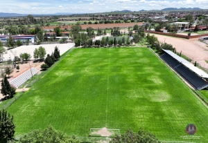 Realizan Mantenimiento al Estadio Aguilar y Maya