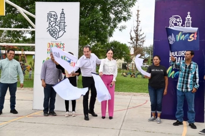 Adrián Hernández Alejandri  Sigue  entregando obras en comunidades de la Cuna de la Independencia Nacional  .