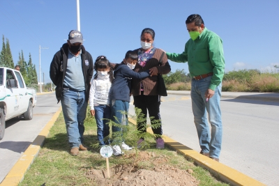 San Felipe participa en campaña de plantación memorial “Raíces de por vida”