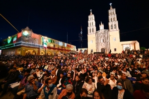 GRAN CONCIERTO DE EMMANUEL EN EL INICIO DE LAS FIESTAS PATRIAS EN DOLORES HIDALGO