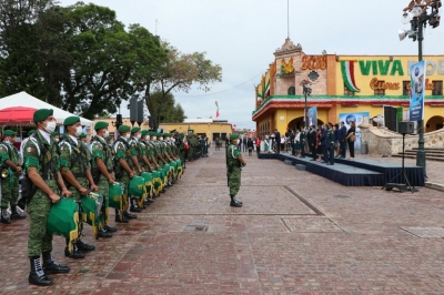 En vez de Desfile, con Acto Cívico Conmemoran el CCX Aniversario del Inicio de la Independencia de México.