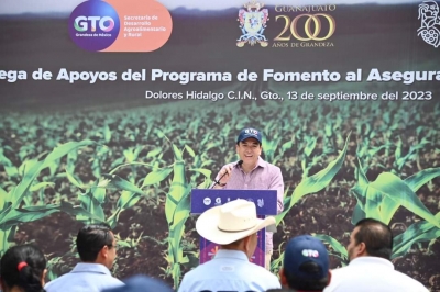 ADRIÁN HERNÁNDEZ ALEJANDRI HIZO LA ENTREGA DE APOYOS A LAS UNIDADES DE PRODUCCIÓN AGRÍCOLA AFECTADAS.