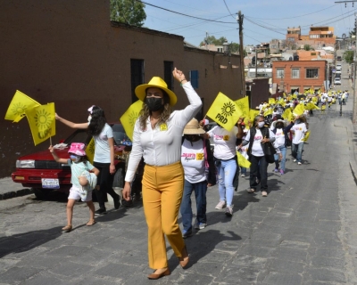 PRIMER  SEMANA  ARRASA PLANILLA ROSA DEL PRD, APOYAN A LAURA AGUILAR SANMIGUELENSES