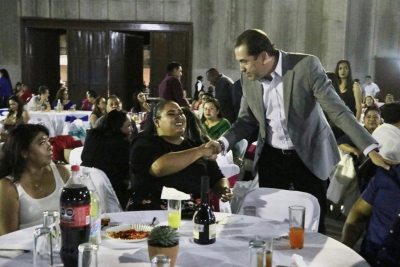 GOBIERNO MUNICIPAL FESTEJA A LOS MAESTROS DOLORENSES