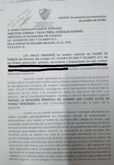 Aun no hay solución y siguen las omisiones en cuanto al tema de seguridad dentro del Colegio de Osio y Ocampo , señalan padres de familia, pretenden realizar nuevamente acciones, y convocan a presentar amparo federal.